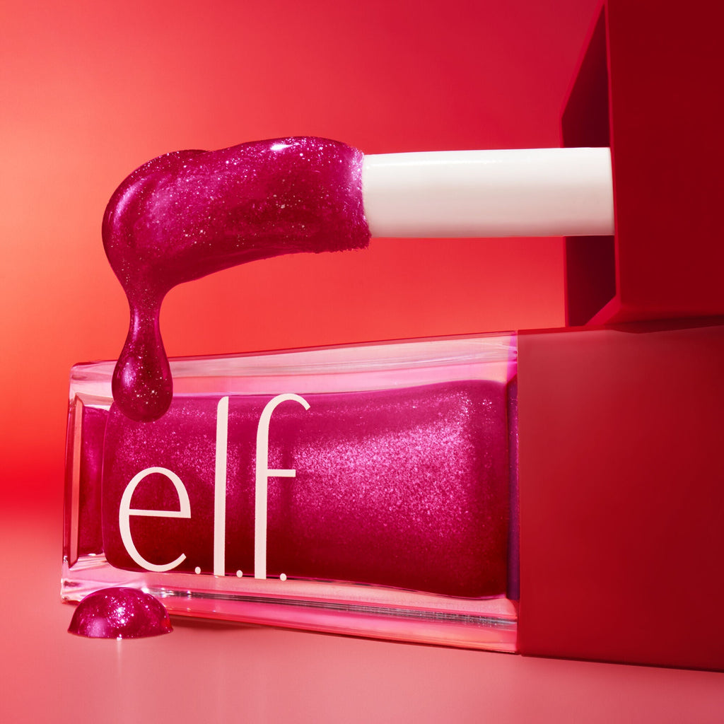 Shimmer Pink Lip Oil With Texture