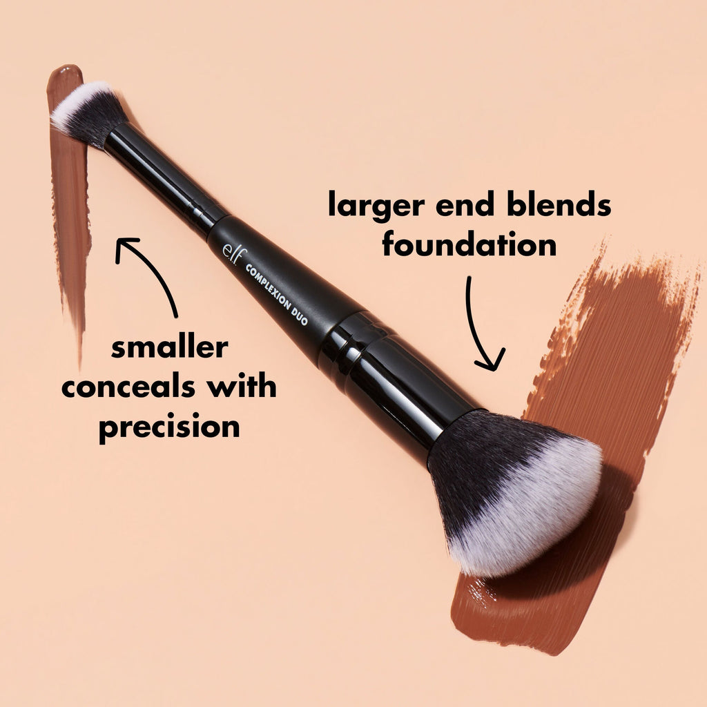 Concealer & Foundation Complexion Duo Brush