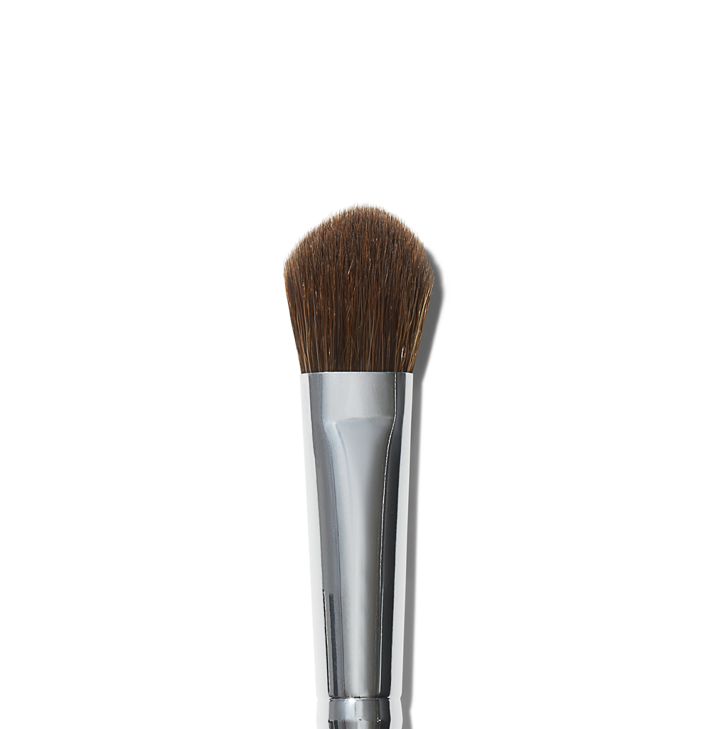 Wide Tapered Eyeshadow Brush