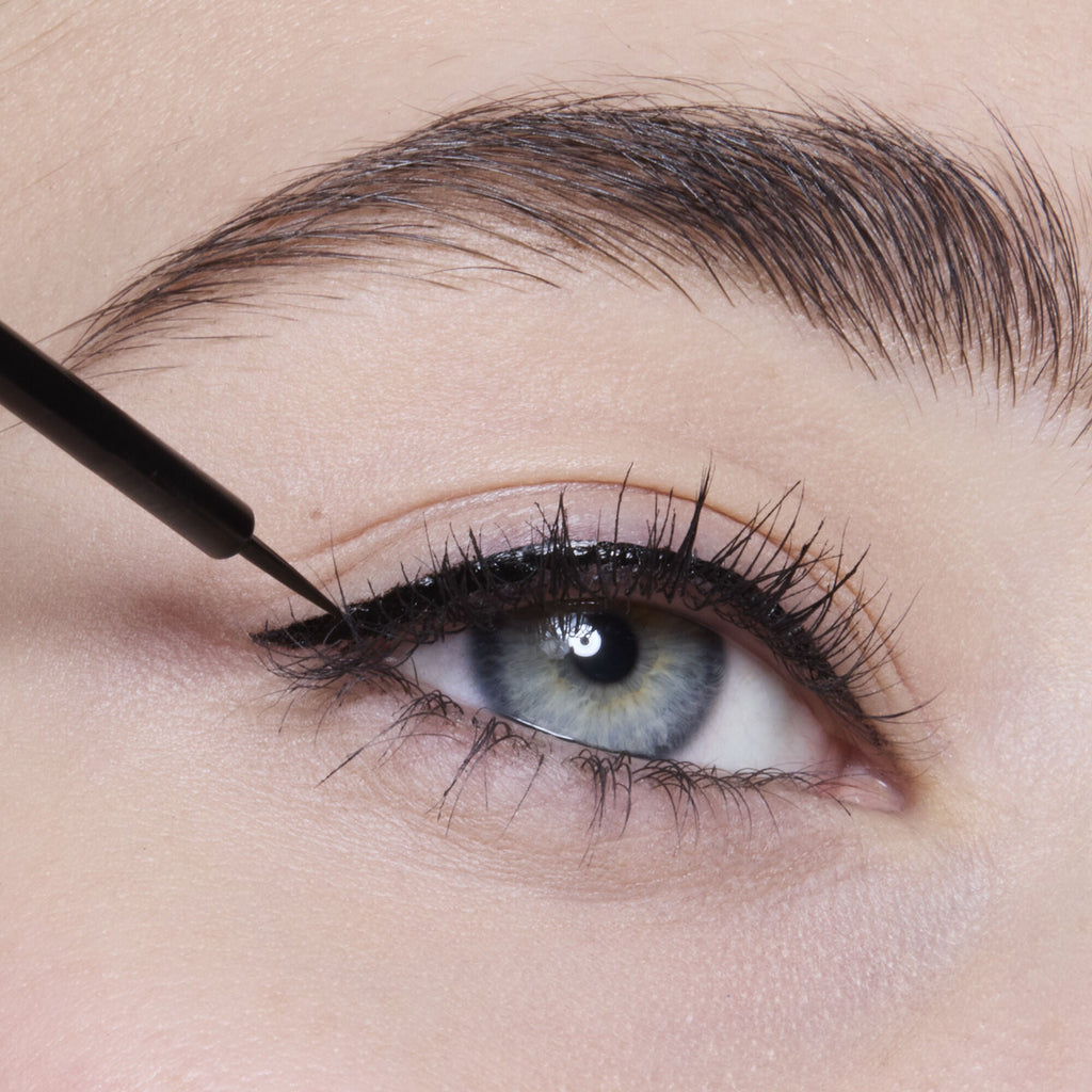 Precision Liquid Eyeliner