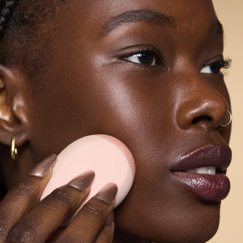 Halo Glow Angled Silicone Face Sponge